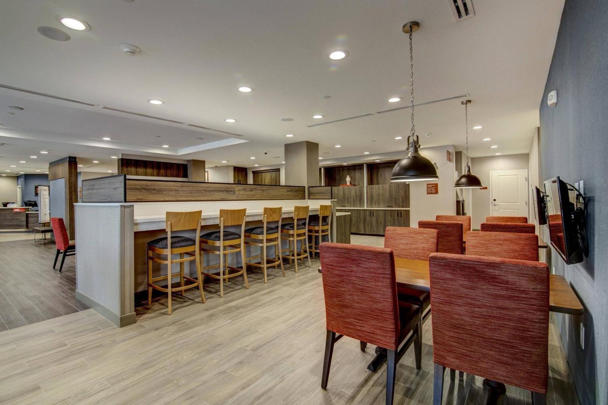 Towneplace Suites By Marriott Houston Hobby Airport Eksteriør billede