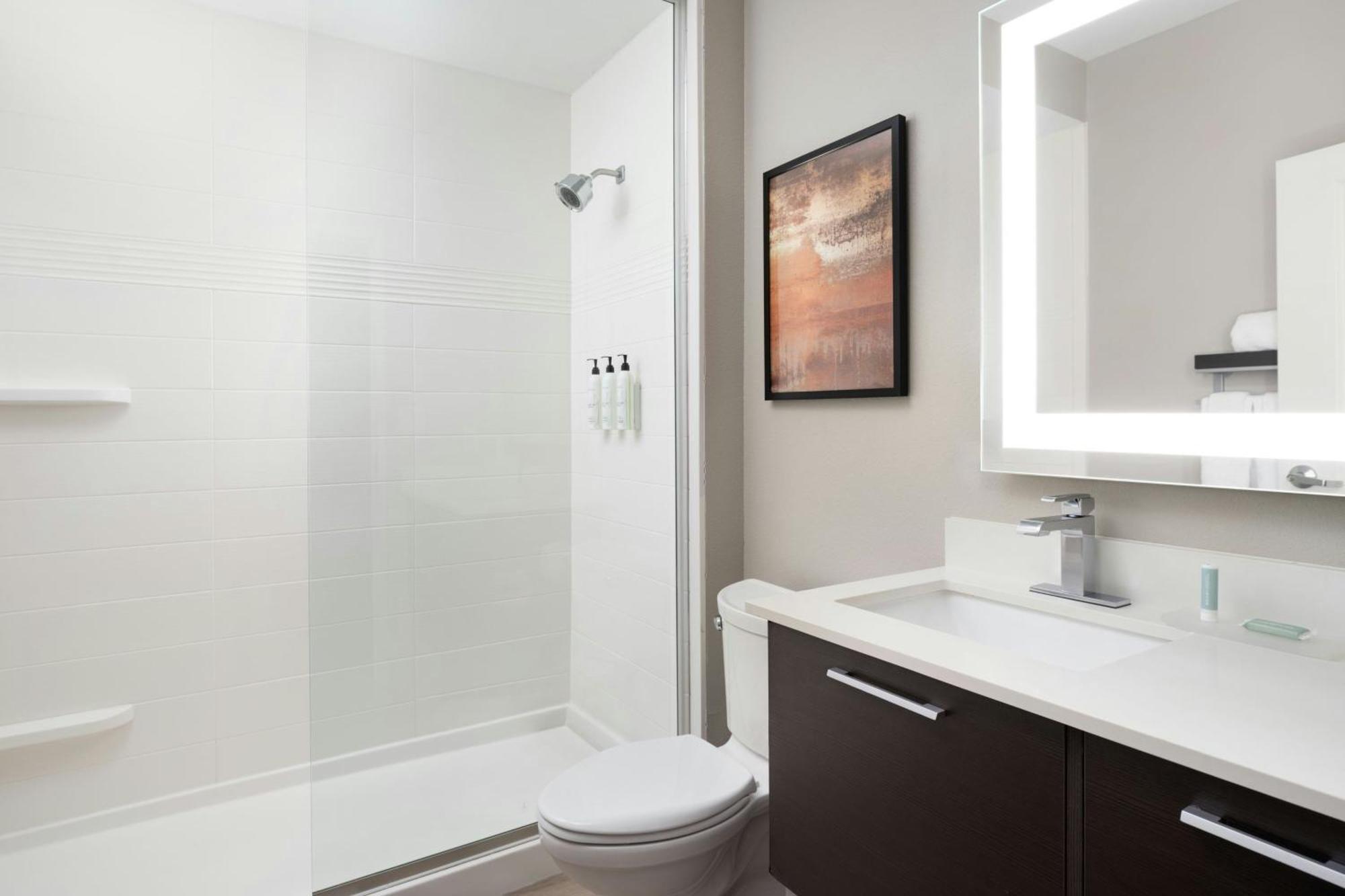 Towneplace Suites By Marriott Houston Hobby Airport Eksteriør billede