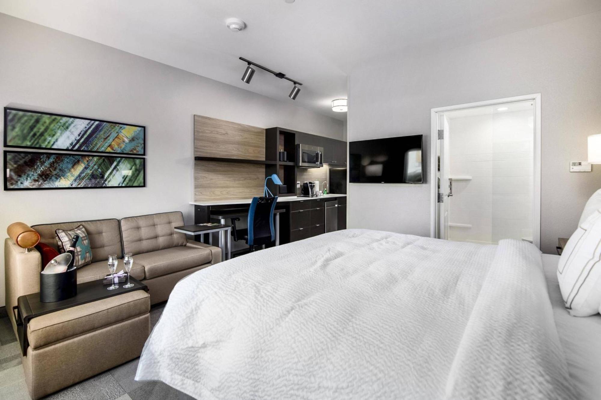 Towneplace Suites By Marriott Houston Hobby Airport Eksteriør billede