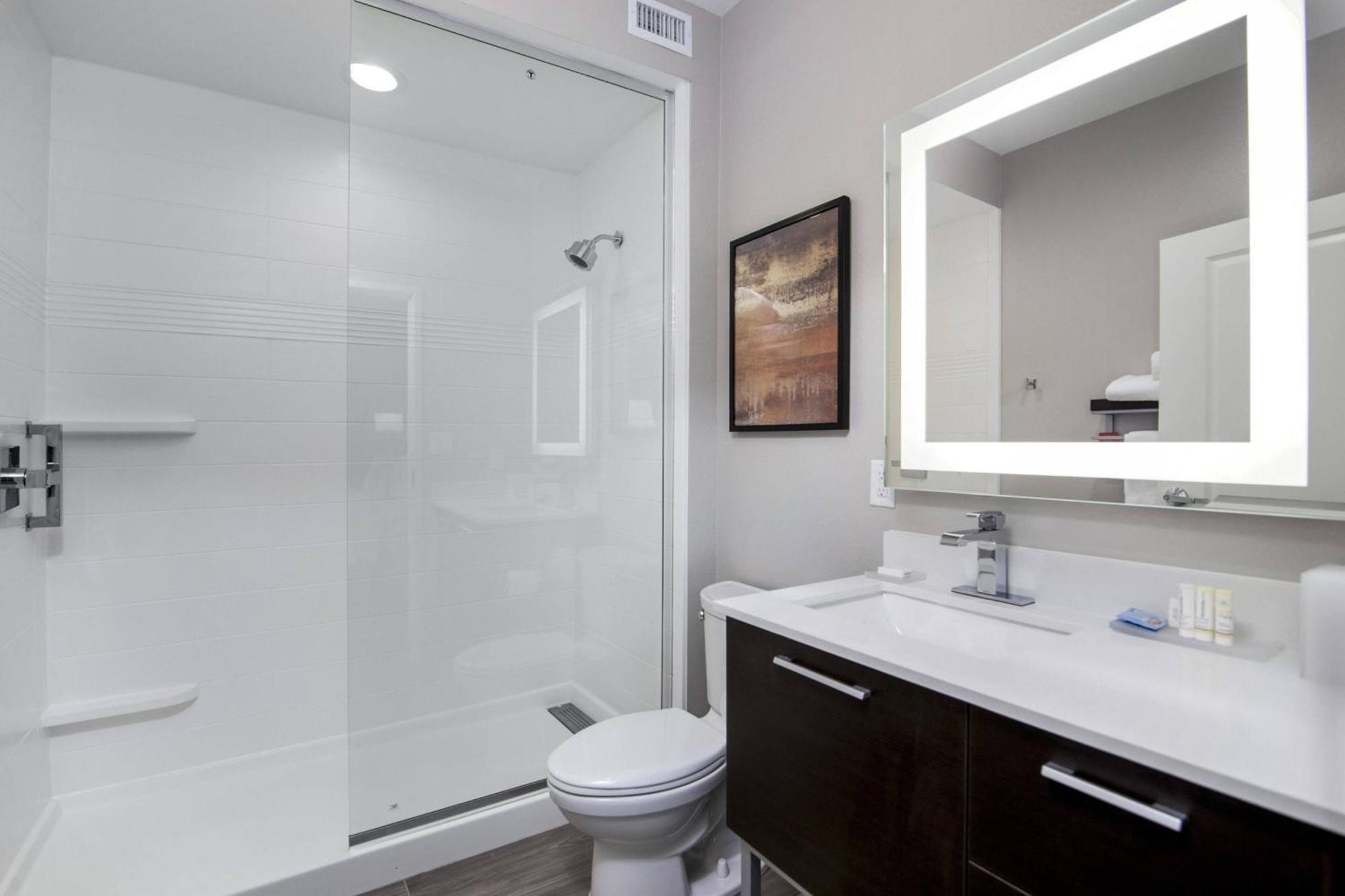 Towneplace Suites By Marriott Houston Hobby Airport Eksteriør billede
