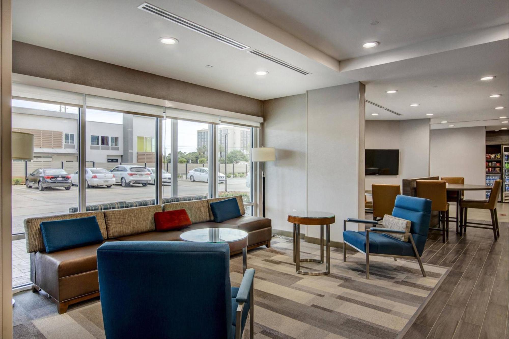 Towneplace Suites By Marriott Houston Hobby Airport Eksteriør billede